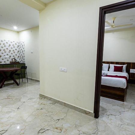 Olive Nest- Tirupati Bus Stand- 300 Meters, Railway Station- 400 Meters Hotel Buitenkant foto
