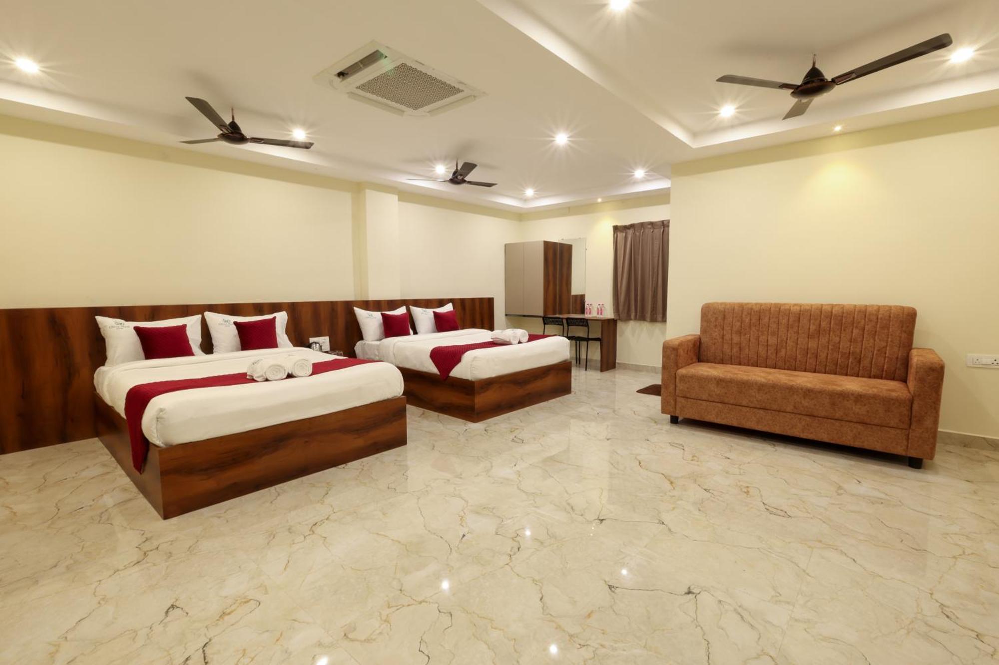 Olive Nest- Tirupati Bus Stand- 300 Meters, Railway Station- 400 Meters Hotel Buitenkant foto