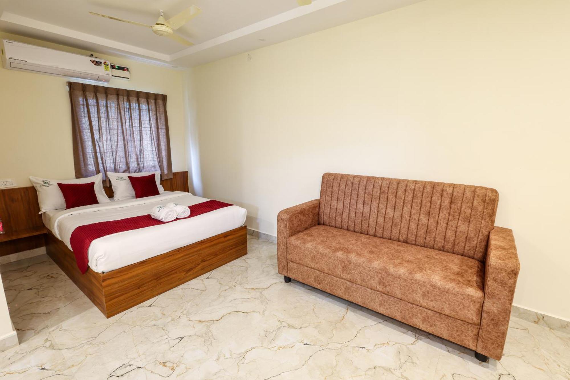 Olive Nest- Tirupati Bus Stand- 300 Meters, Railway Station- 400 Meters Hotel Buitenkant foto