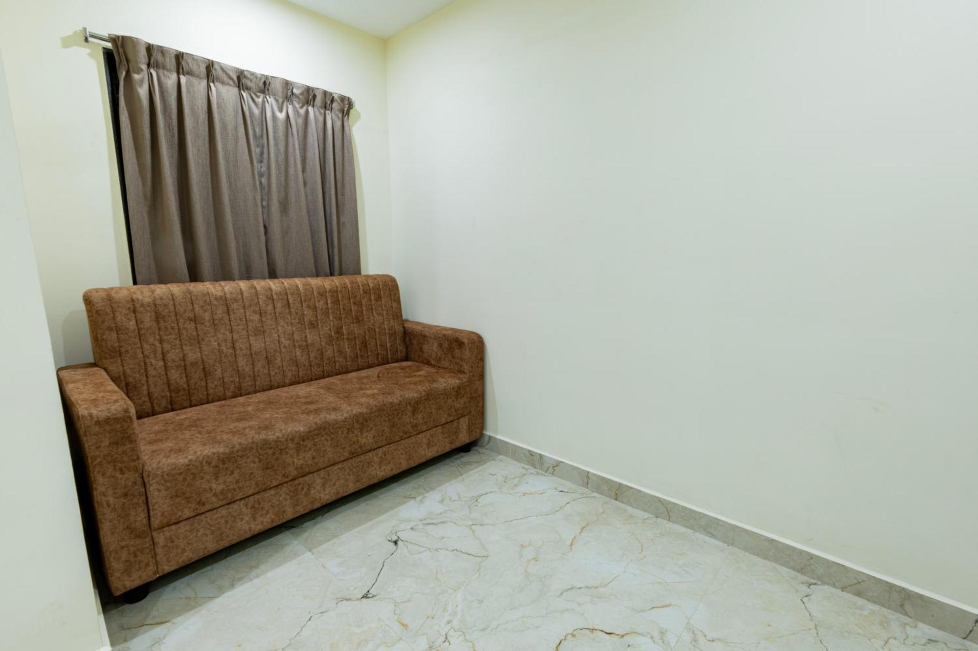 Olive Nest- Tirupati Bus Stand- 300 Meters, Railway Station- 400 Meters Hotel Buitenkant foto