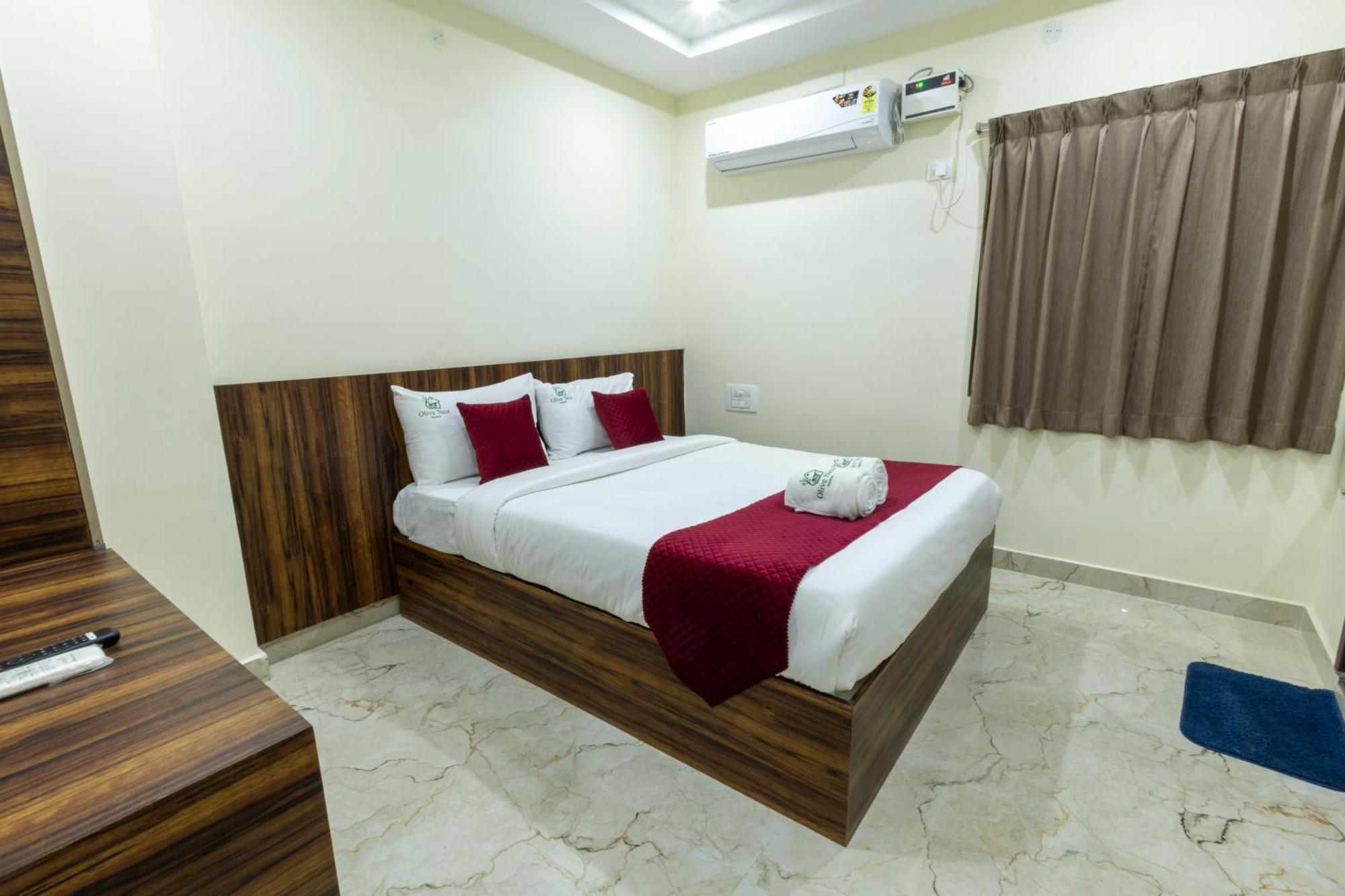 Olive Nest- Tirupati Bus Stand- 300 Meters, Railway Station- 400 Meters Hotel Buitenkant foto